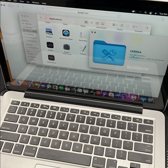 MacBook Pro Retina 13.3-inch， Early 2015， Core i5 - 8GB...